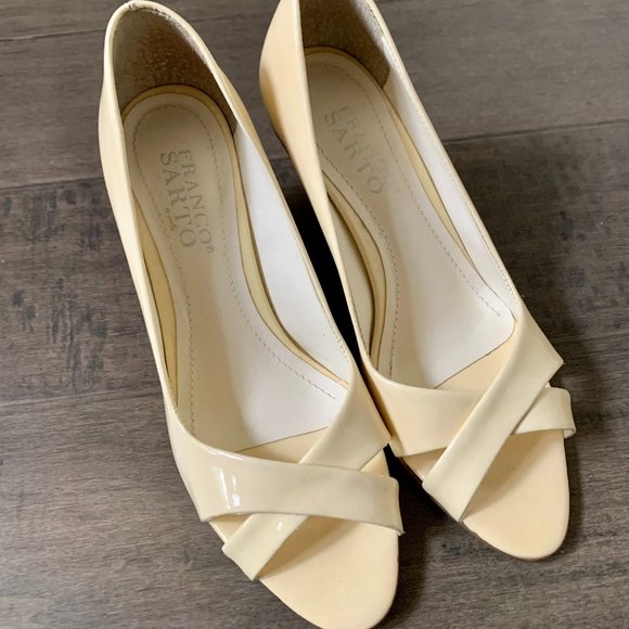 Franco Sarto Wedged Heels - Picture 1 of 3